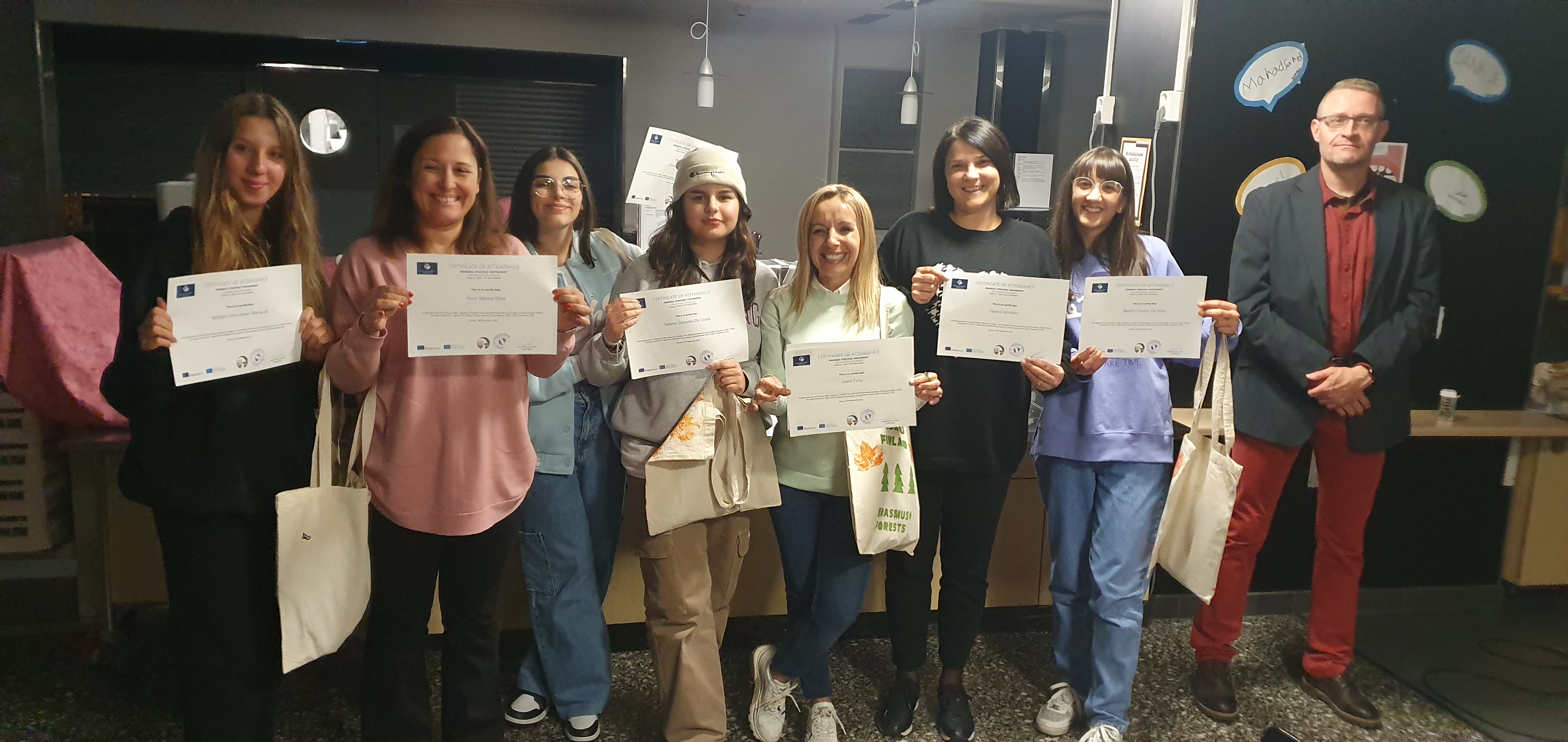 Projeto Erasmus+ "Let's learn from one another!"